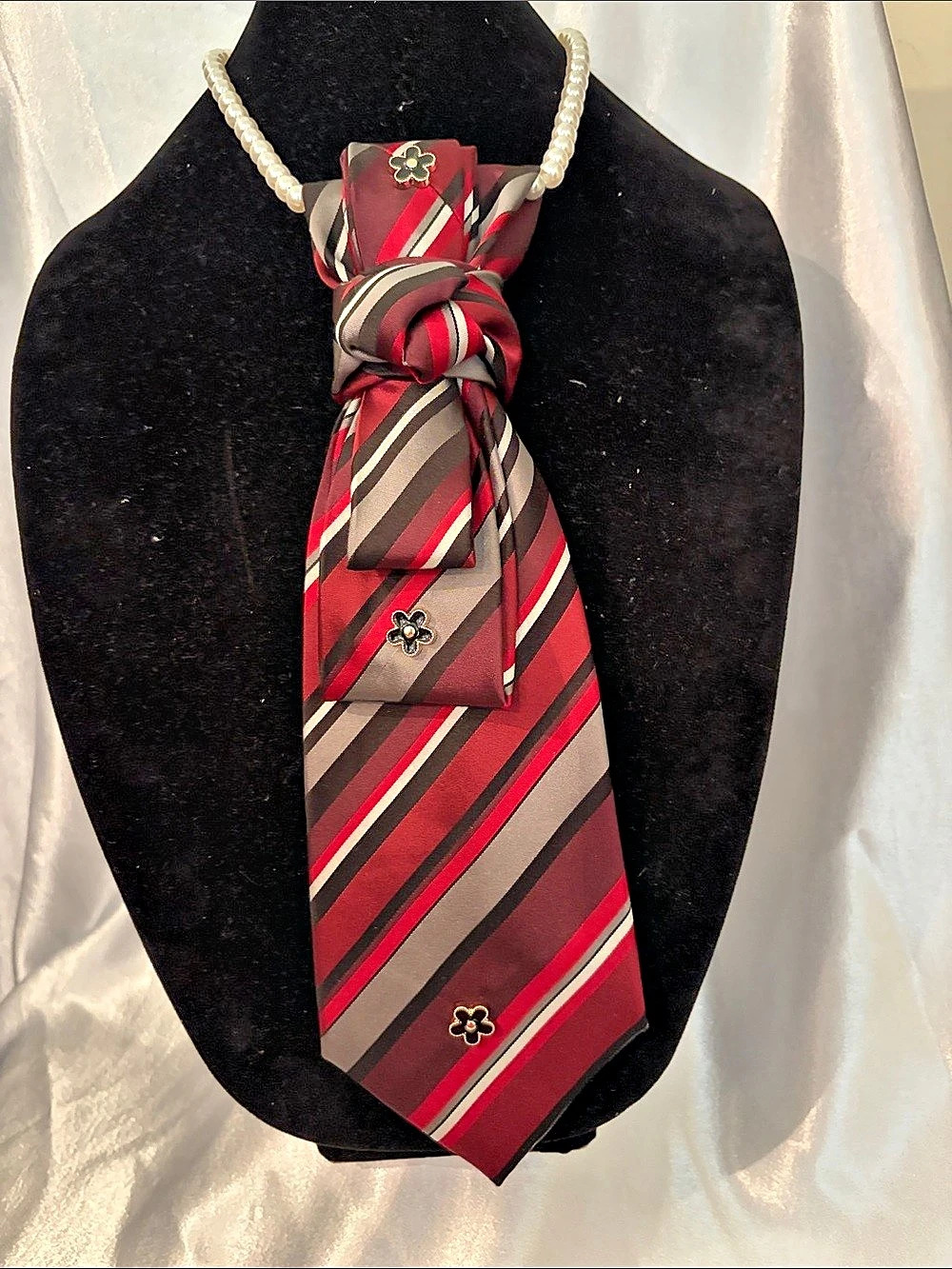 Geoffrey Beene Striped Silk Tie Necklace in Red & Gray & Black